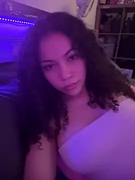 ladylavish online show from February 5, 6:07 am