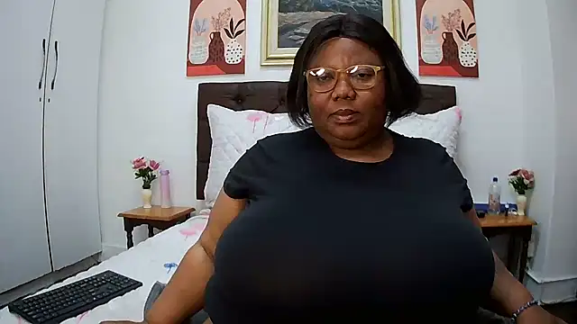 DAIRYBELLELIZxx online show from July 3, 8:10 am