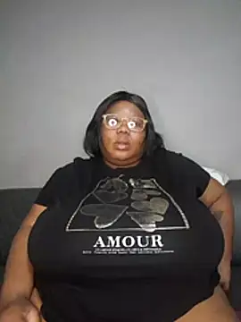 DAIRYBELLELIZxx online show from July 14, 8:03 pm