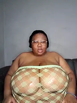 DAIRYBELLELIZxx online show from July 22, 9:39 pm