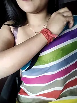 karishma online show from February 9, 6:37 pm