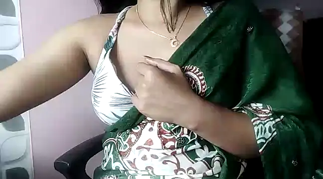 karishma online show from February 28, 7:25 pm