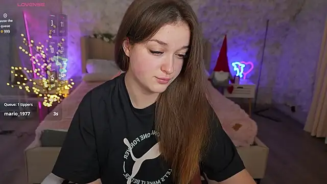 DonnaLustt online show from January 2, 3:26 am