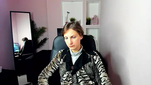 AuroraScript online show from December 19, 3:40 am