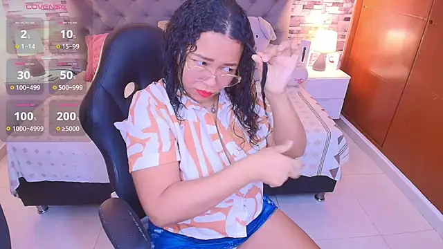 Snapshot of italy___boobs chatting on November 20, 12:05 pm italy boobs online show from November 20, 12:05 pm