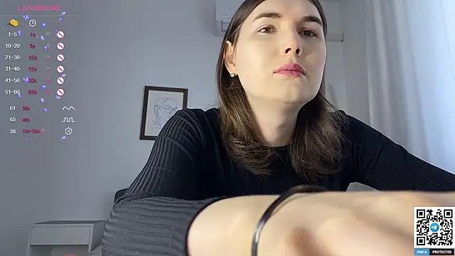 Maria Bowie online show from December 13, 10:41 am