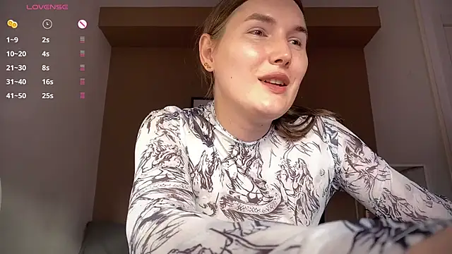 Snapshot of Maria_Bowie chatting on July 13, 6:49 am Maria Bowie online show from July 13, 6:49 am