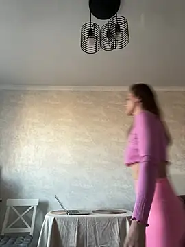 Snapshot of Miilania chatting on December 31, 12:04 pm Miilania online show from December 31, 12:04 pm