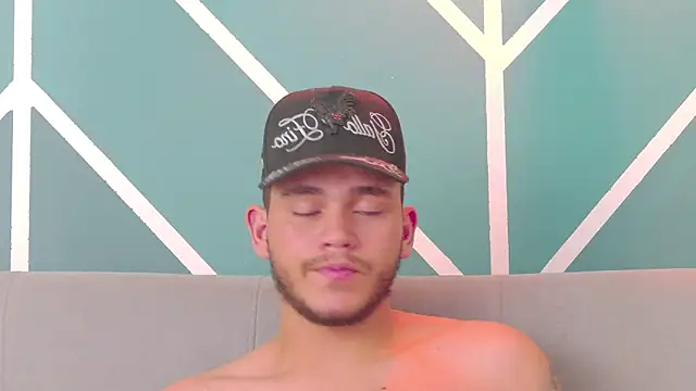 Tiger Savage online show from February 19, 2:01 am
