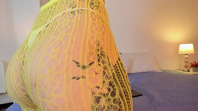 EstefaniaVelez  online show from March 1, 6:32 pm