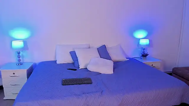 EstefaniaVelez  online show from March 3, 2:59 pm