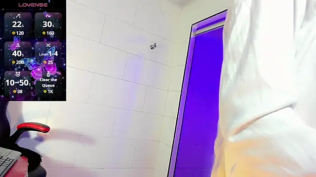 Gabyqueen70 online show from December 31, 3:34 am