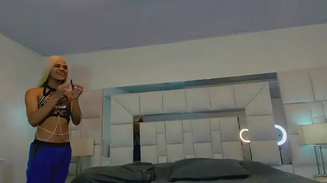 Gabyqueen70 online show from January 15, 3:22 am