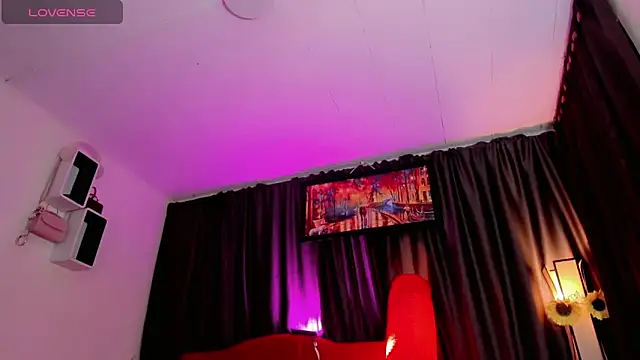 Snapshot of Gabyqueen70 chatting on February 13, 3:13 am Gabyqueen70 online show from February 13, 3:13 am