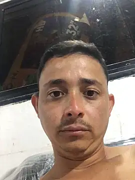isacalejandroo online show from December 23, 11:17 pm