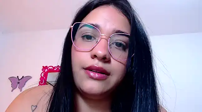SaraBlosson online show from March 7, 3:28 pm