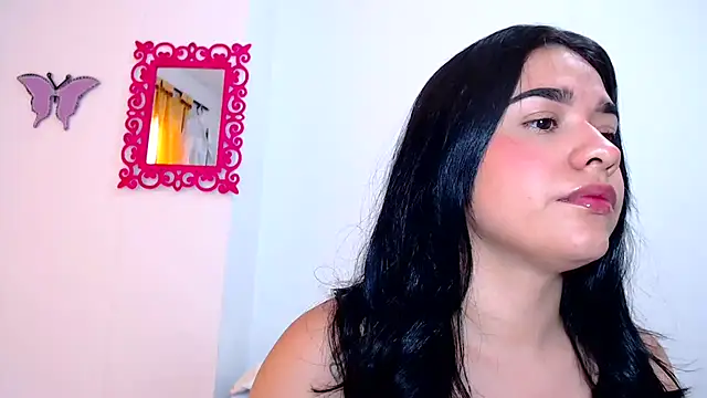 SaraBlosson online show from March 17, 4:54 pm