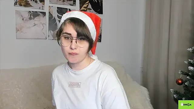 Funny bunnyy online show from December 15, 9:09 pm