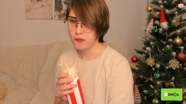 Funny bunnyy online show from December 26, 1:54 pm