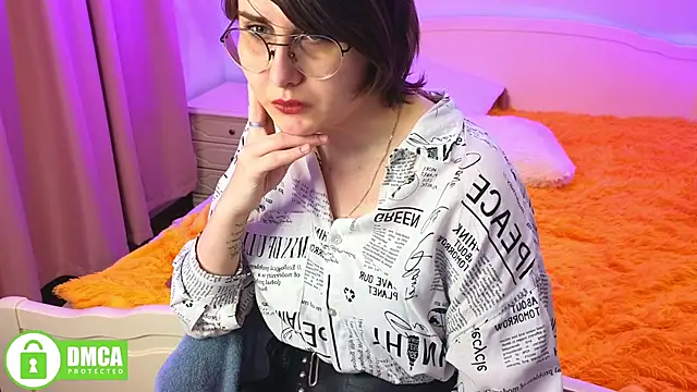 Funny bunnyy online show from January 16, 3:23 am