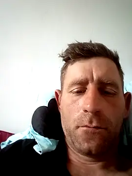 Snapshot of benalexa1992 chatting on April 25, 1:03 pm benalexa1992 online show from April 25, 1:03 pm