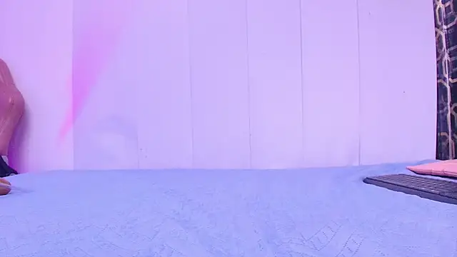 franyelimss online show from October 25, 7:08 pm