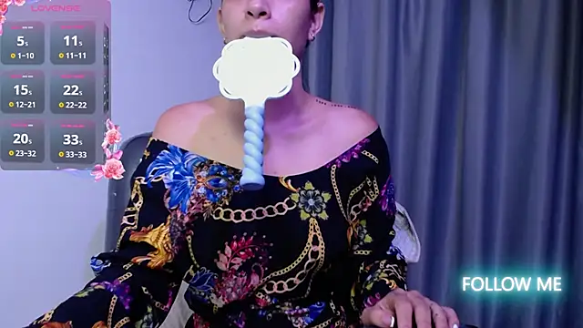 Snapshot of shaila_anali chatting on December 2, 10:53 am shaila anali online show from December 2, 10:53 am