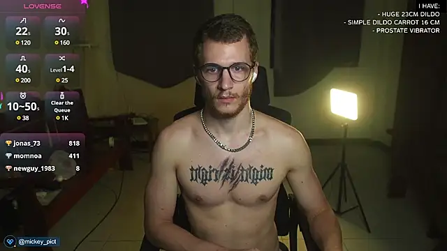 mickeypict online show from December 10, 12:27 pm