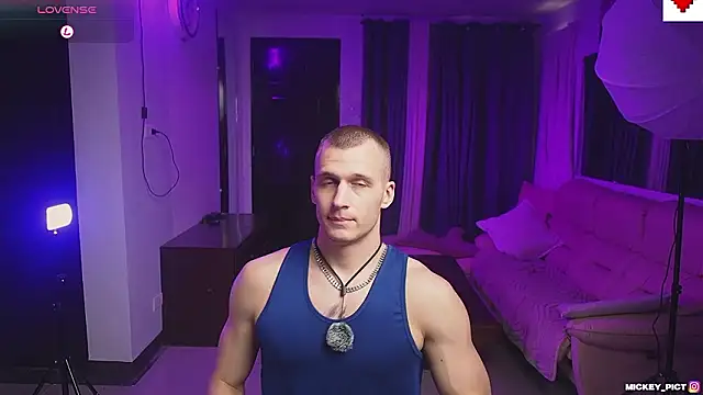 mickeypict online show from January 14, 1:33 am