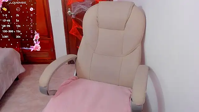 Maavca  online show from October 11, 7:56 pm