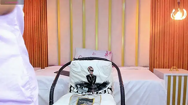 love mommy online show from January 23, 10:44 pm