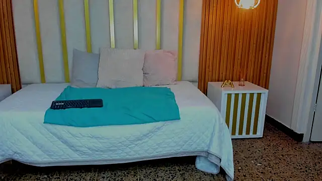 love mommy online show from March 19, 5:52 am