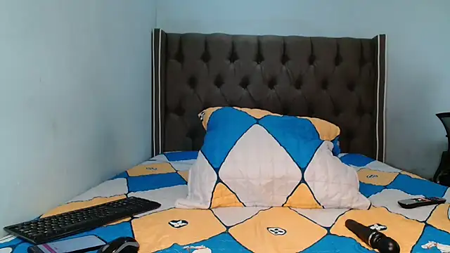 CHOCKYCHOCX2 online show from March 13, 5:36 am