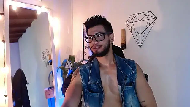 Colby brown03 online show from March 1, 8:11 pm