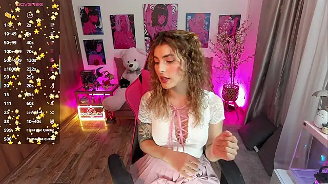 annieesweett online show from July 8, 7:51 pm