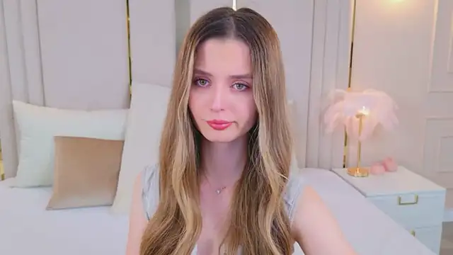 MarybethSnow online show from December 15, 5:06 pm