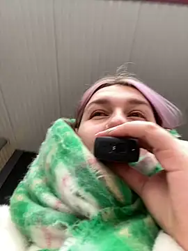 SuzieMurray online show from January 21, 10:30 am