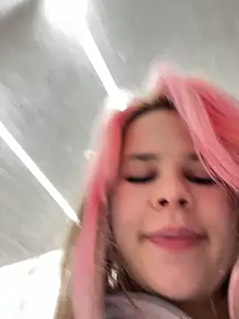 SuzieMurray online show from January 28, 11:17 am