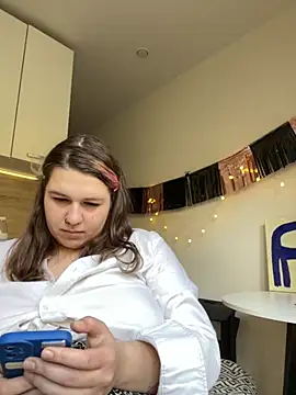 SuzieMurray online show from October 7, 12:57 pm