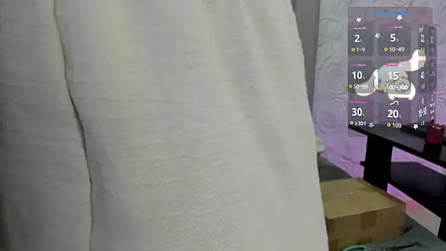 Snapshot of AlexaFoxy18 chatting on June 18, 7:19 am AlexaFoxy18 online show from June 18, 7:19 am