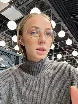 CaseyStar online show from January 16, 10:10 am