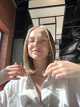 CaseyStar online show from March 2, 9:31 am