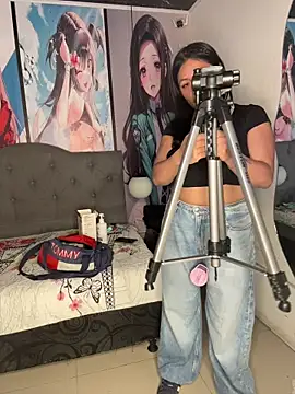 Im Little online show from June 6, 3:00 am