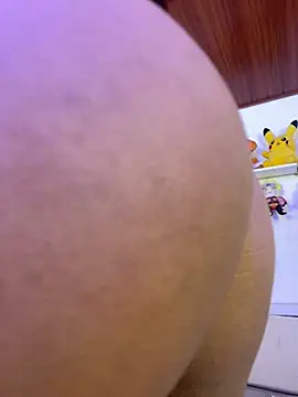 -Stephany- online show from January 3, 4:44 am