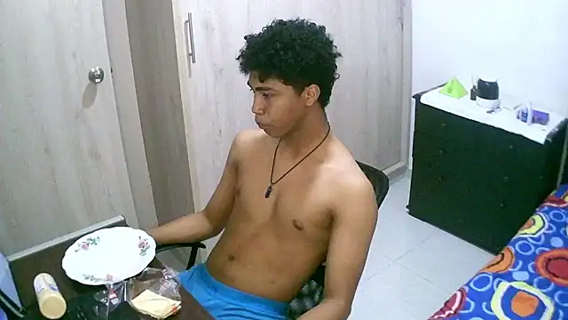 sexy diamante  online show from October 2, 10:06 pm