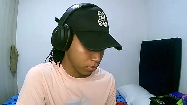 sexy diamante  online show from November 23, 3:17 am