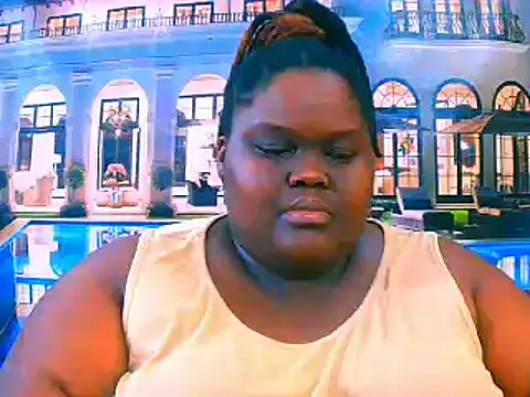 EbonyHotBuns online show from April 25, 1:41 pm