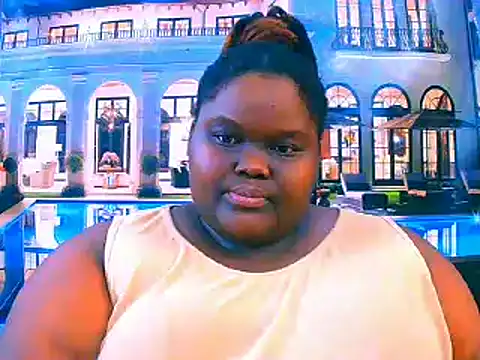 EbonyHotBuns online show from May 2, 10:20 am
