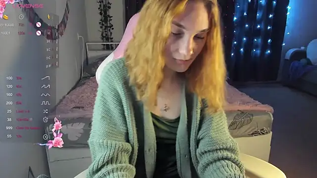 ReddHotPipper online show from December 31, 1:04 am