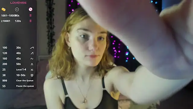 ReddHotPipper online show from February 5, 1:04 am